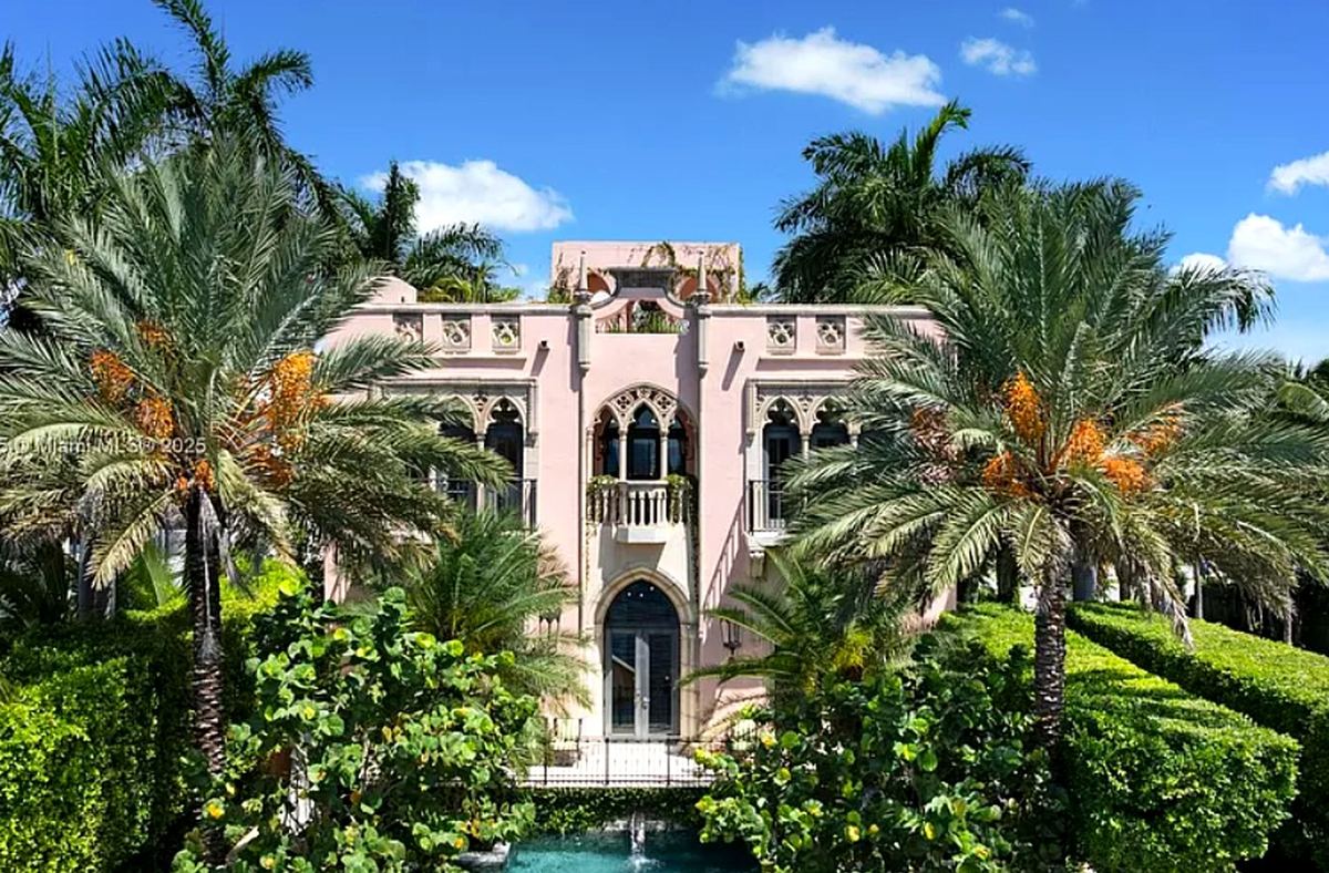Coconut Grove luxury real estate, South Florida
